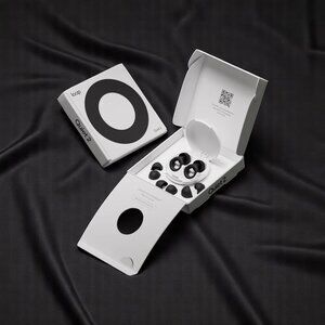 Loop Quiet 2 Ear Plugs Ultra-Comfy Reusable Noise-Reducing Earplugs BLACK